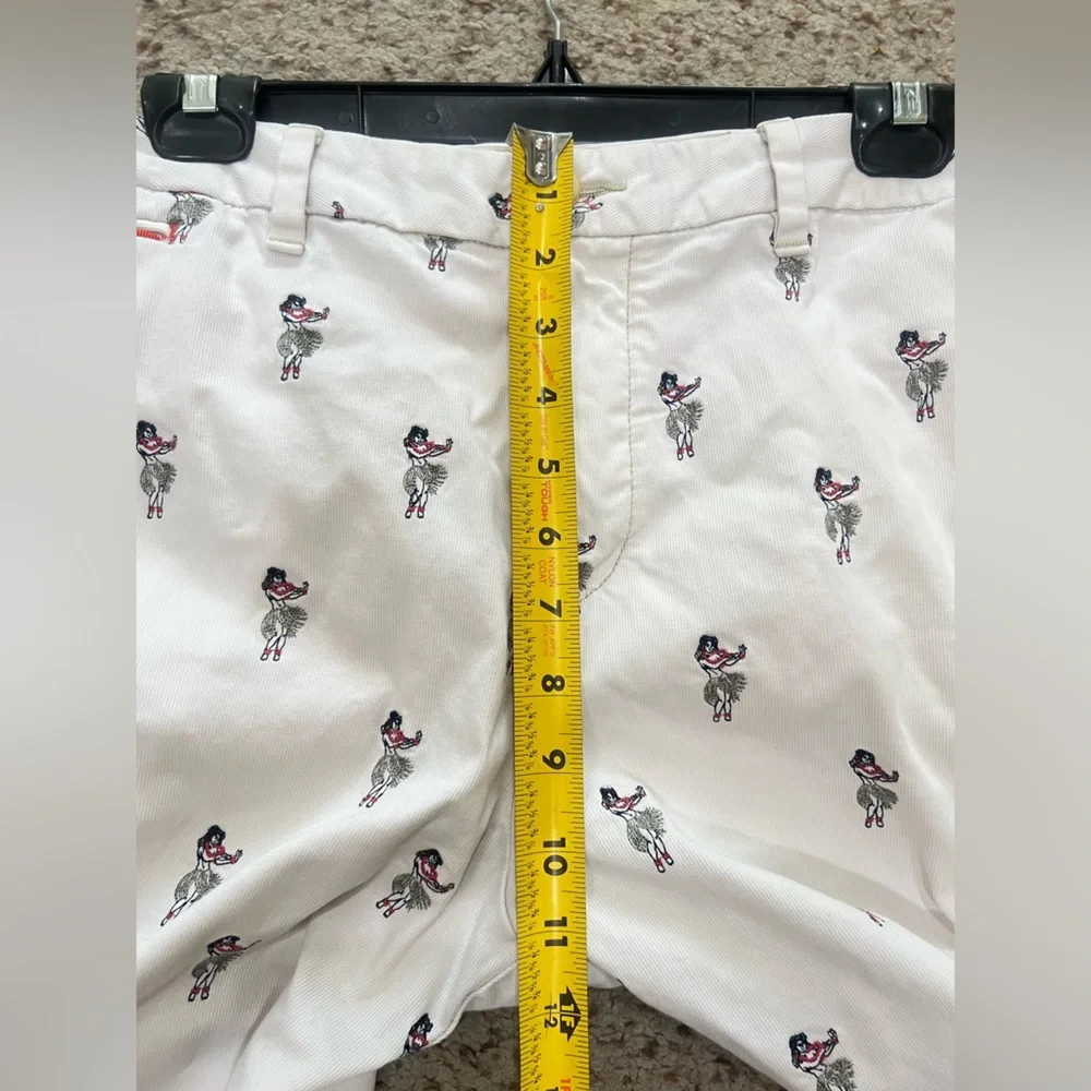 Tommy Bahama Waikiki Hula Girls Embroidered Shorts Mens 36 White Cotton Chino